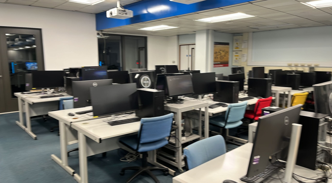 x20 – small desks – 1000mm