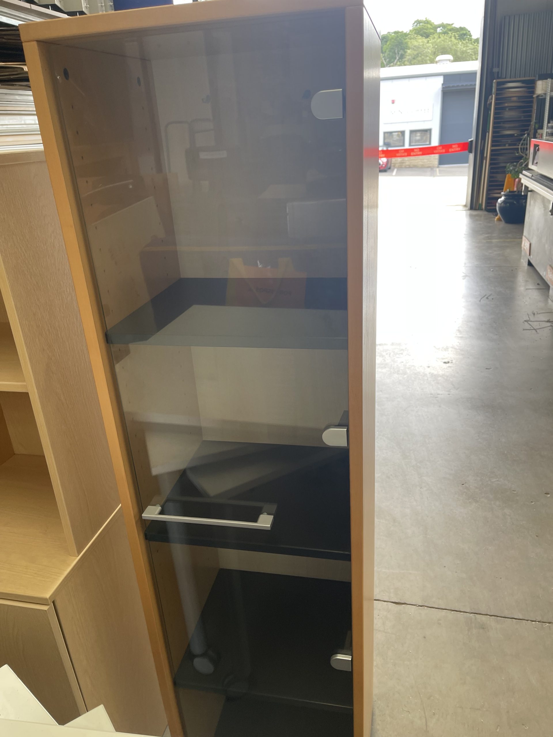 display cabinet