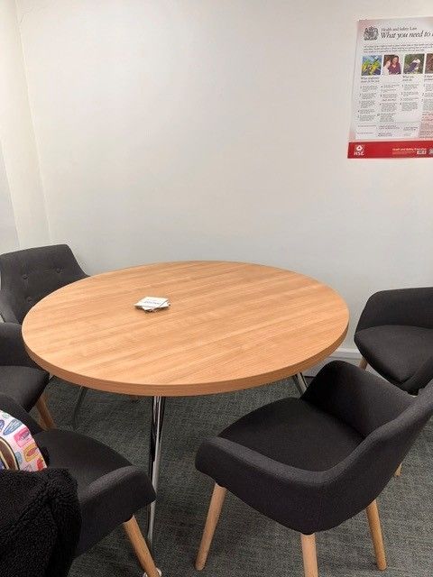 round-table-and-chairs